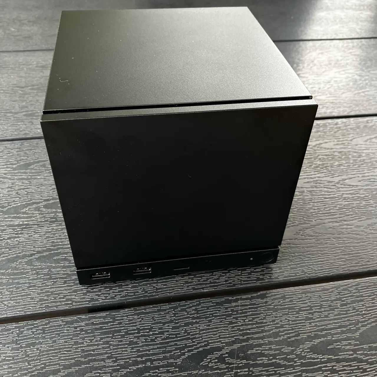 Picture of my steam machine taken using a 3rd generation iPhone SE 